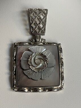 Silver and Cream Mother of Pearl Floral Pendant